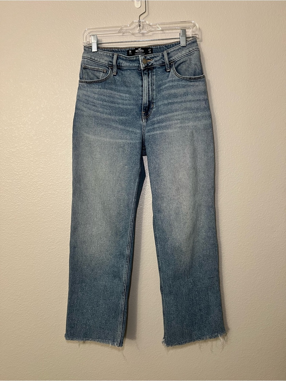 Hollister Ultra High Rise Dad Jeans Light Wash Raw Hem Womens Size 27